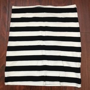 Mini Skirt black and white stripes